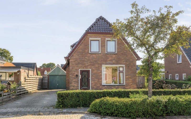 Burg. van Veenlaan 29